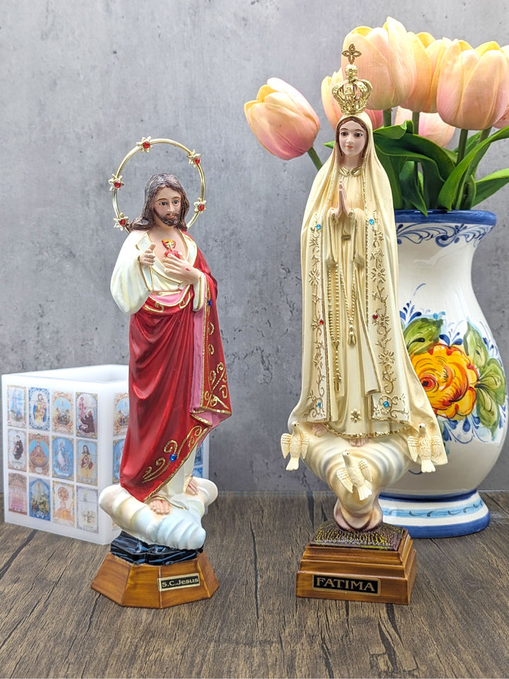 10.5 Inch Hand Painted Sacred Heart of Jesus Statue