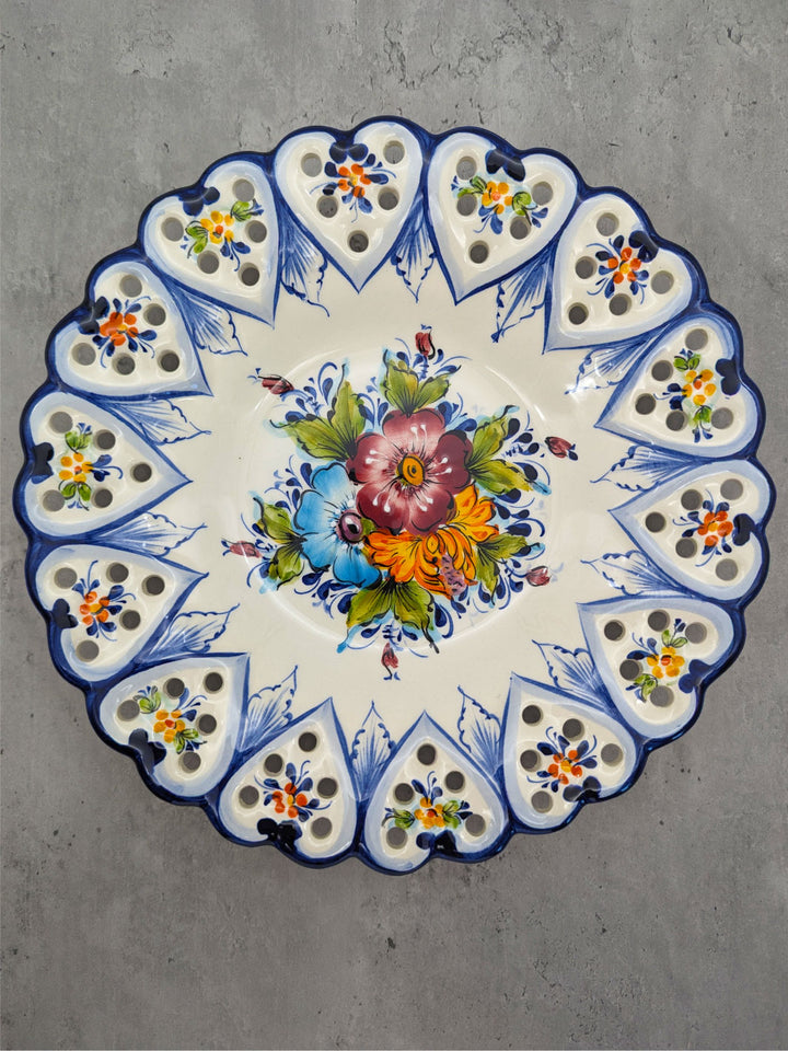 11.5 Inch Hand painted Alcobaça Ceramic Decorative Plate Border Hearts