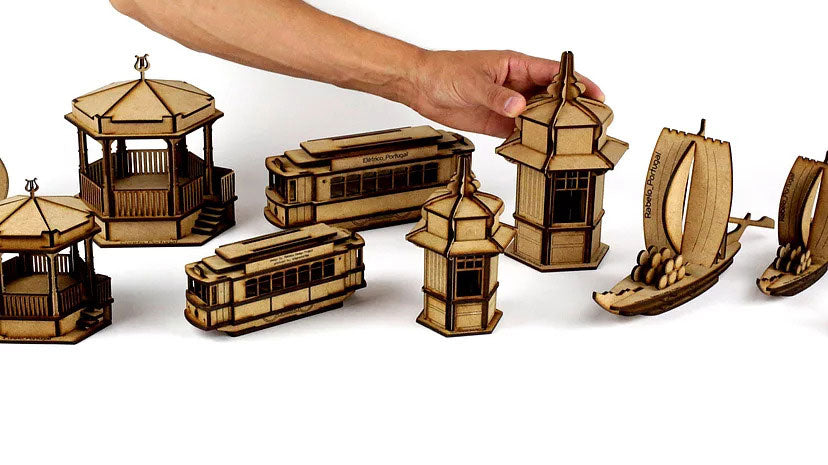 3D Puzzle Portuguese Icons® is a collection of DIY wooden jigsaws for adults, that assumes itself as a new concept of products that aims to become a fun experience in the dissemination of Portuguese vast historical and cultural heritage.