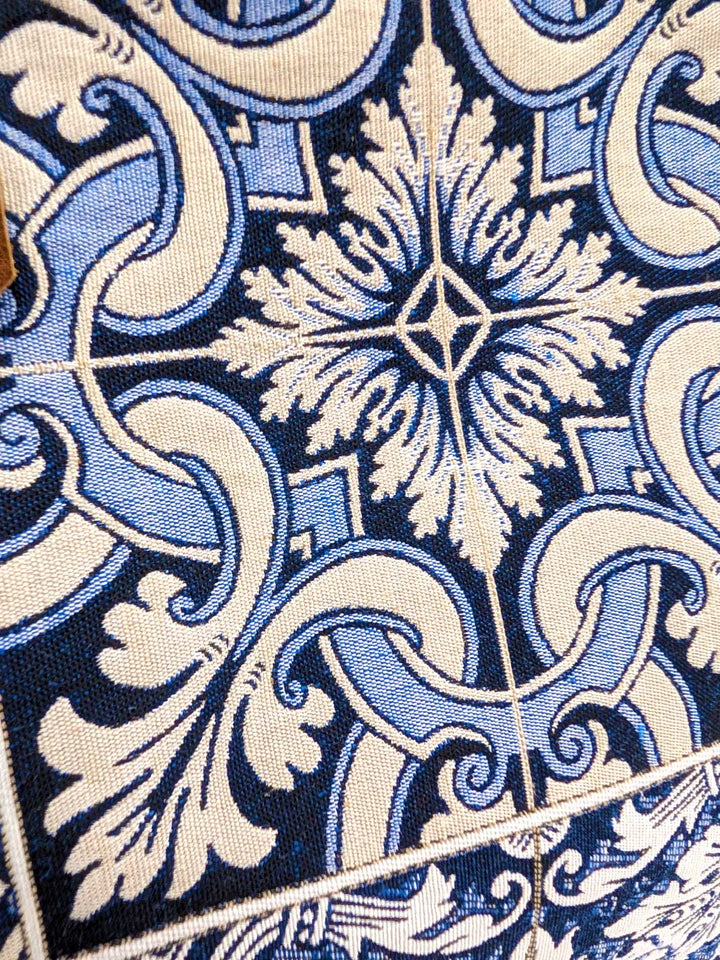 Blue & White Tile-Inspired Handbag - Convento