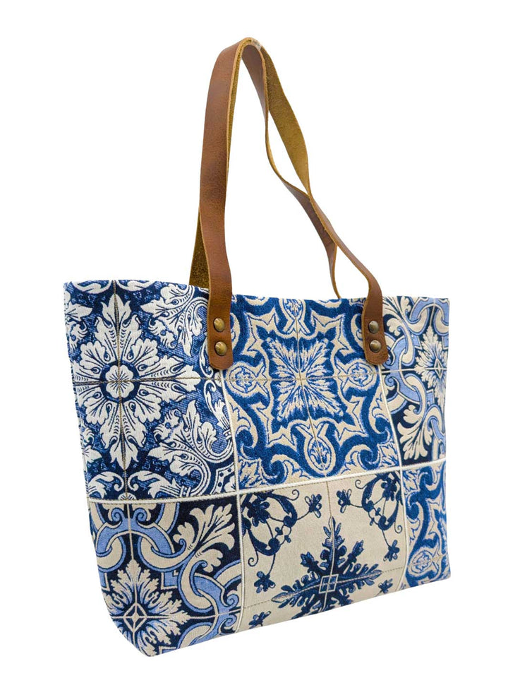 Blue & White Tile-Inspired Handbag - Convento