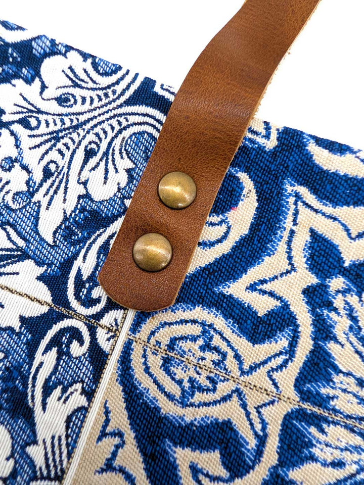 Blue & White Tile-Inspired Handbag - Convento