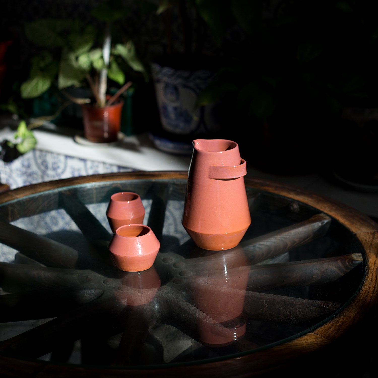 Cachopo cups and pitcher are terracotta pieces designed by Mariana Filipe for Tasco collection by Vicara