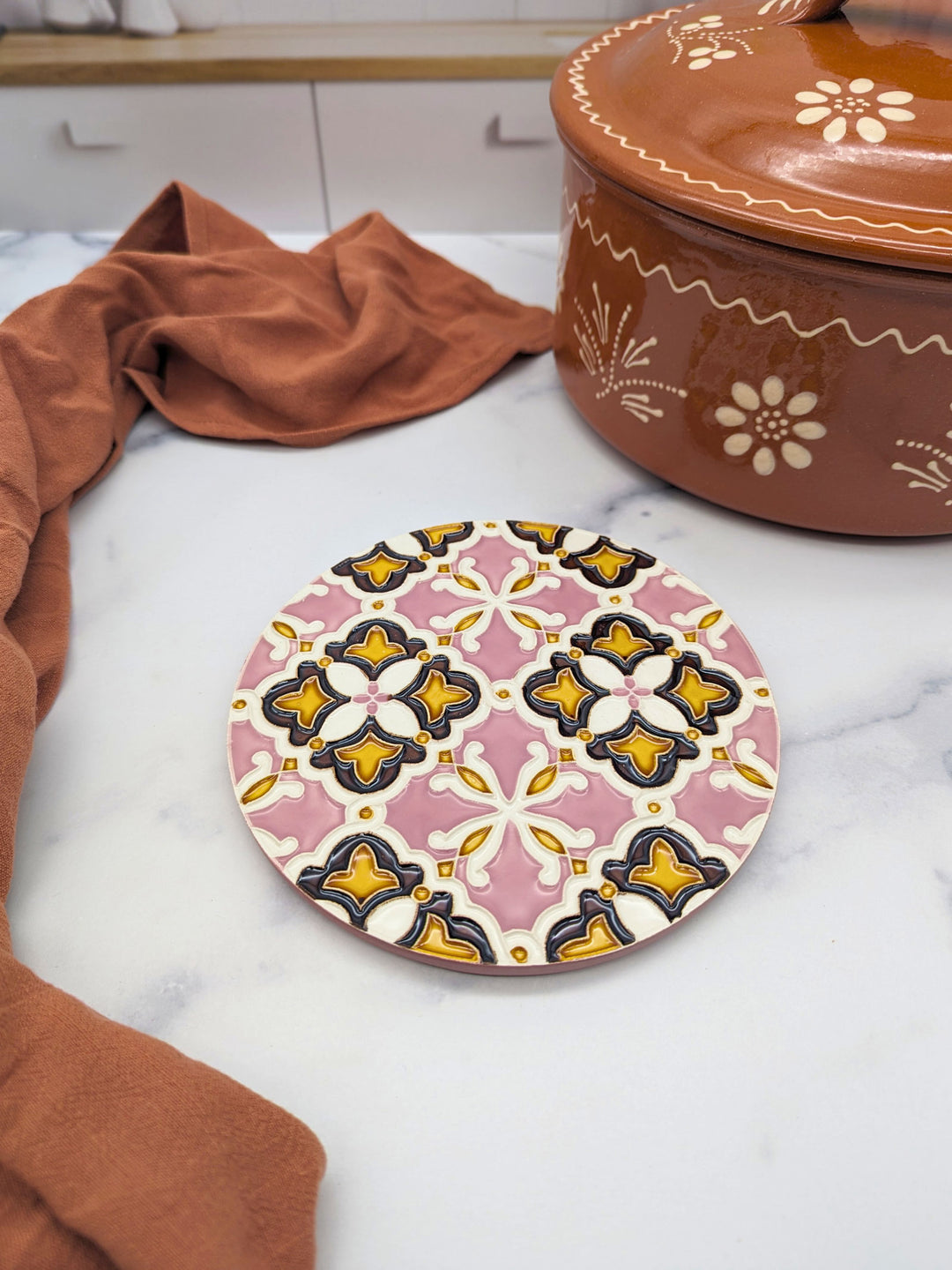 Hand-Painted Portuguese Ceramic Tile Round Trivet – Azulejos Design