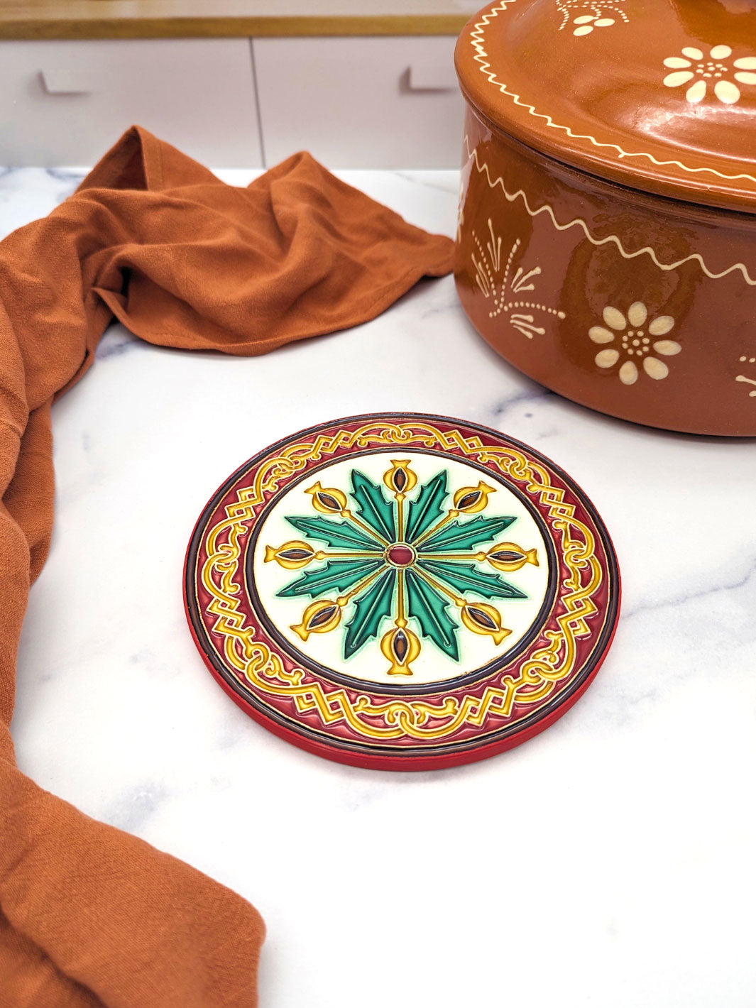 Hand-Painted Portuguese Ceramic Tile Round Trivet – Azulejos Design