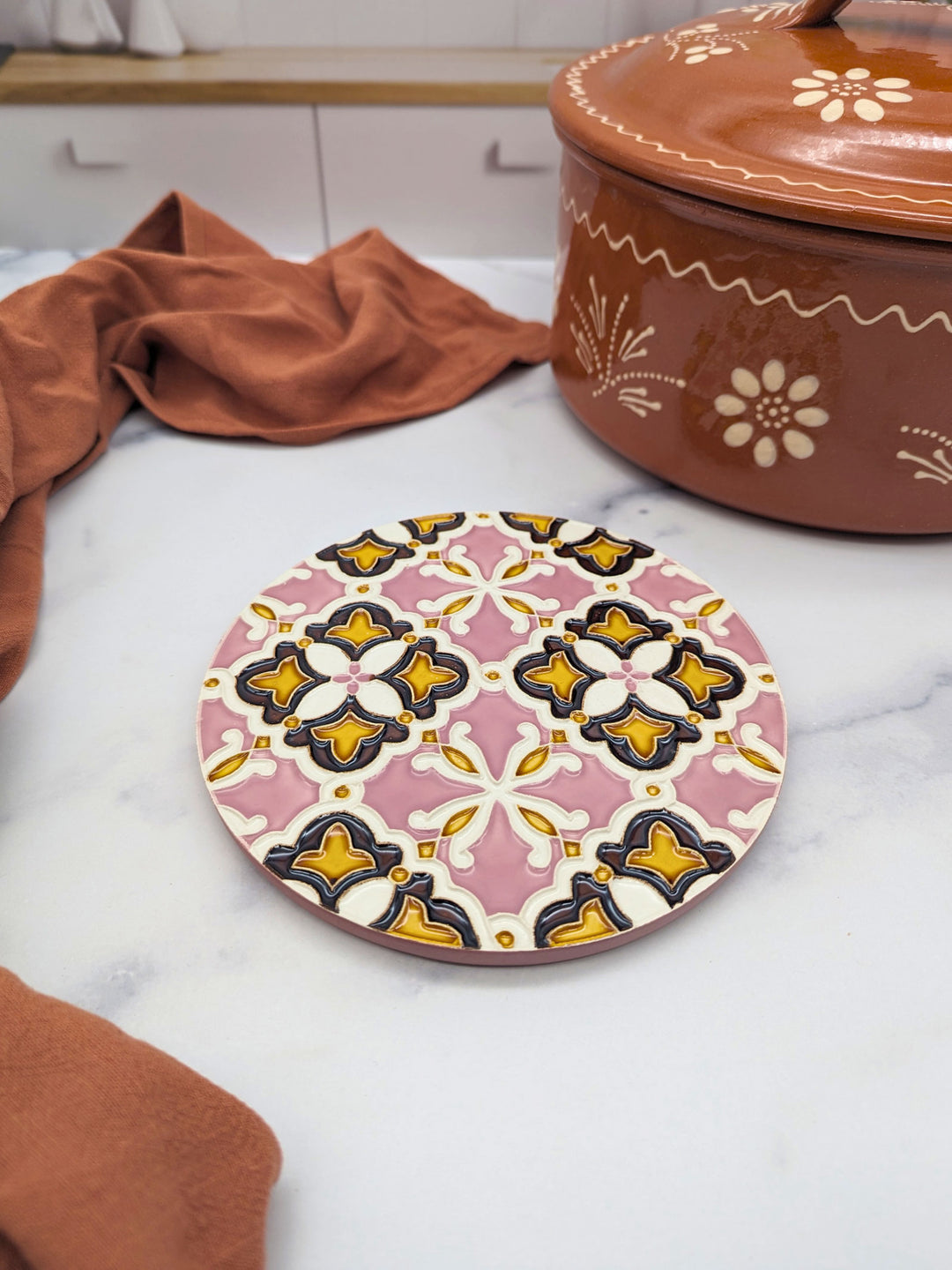 Hand-Painted Portuguese Ceramic Tile Round Trivet – Azulejos Design