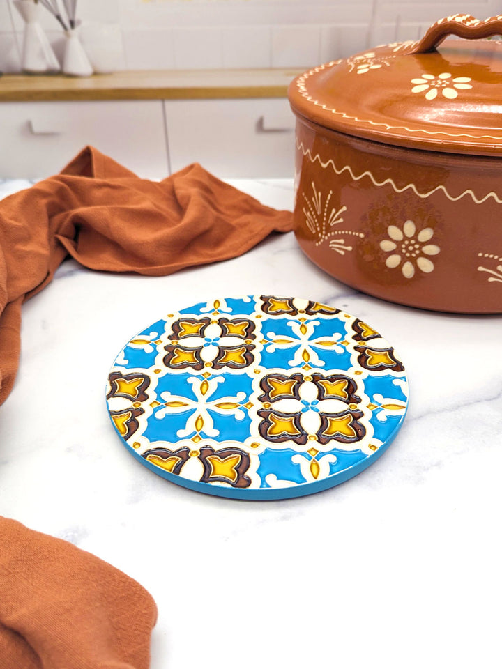 Hand-Painted Portuguese Ceramic Tile Round Trivet – Azulejos Design