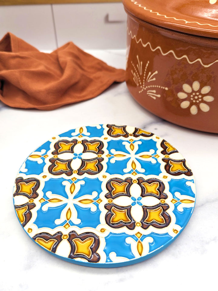 Hand-Painted Portuguese Ceramic Tile Round Trivet – Azulejos Design