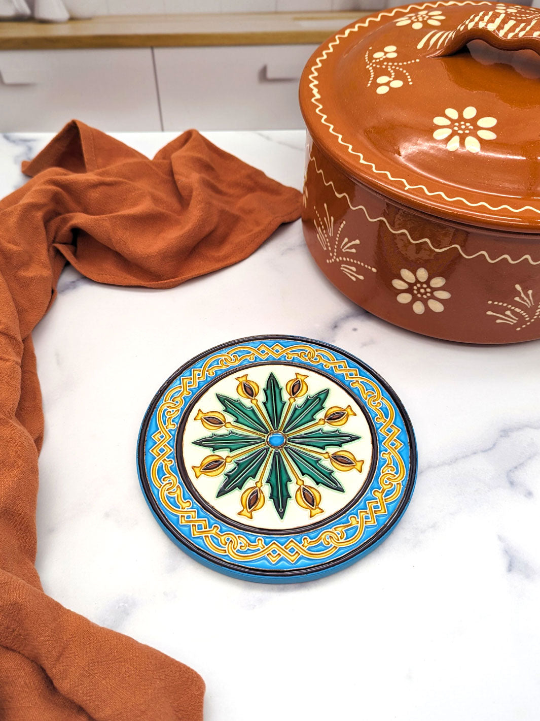 Hand-Painted Portuguese Ceramic Tile Round Trivet – Azulejos Design
