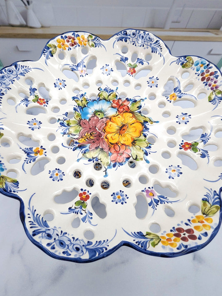 Hand Painted Portuguese Pottery Alcobaça Ceramic Footed Fruit Bowl