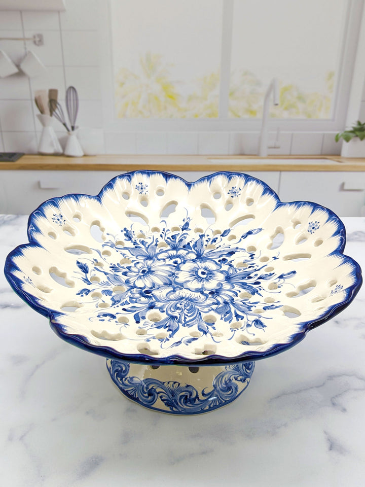 Hand Painted Portuguese Pottery Alcobaça Ceramic Footed Fruit Bowl