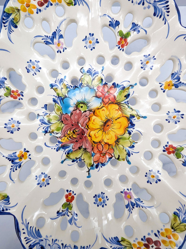 Hand Painted Portuguese Pottery Alcobaça Ceramic Footed Fruit Bowl