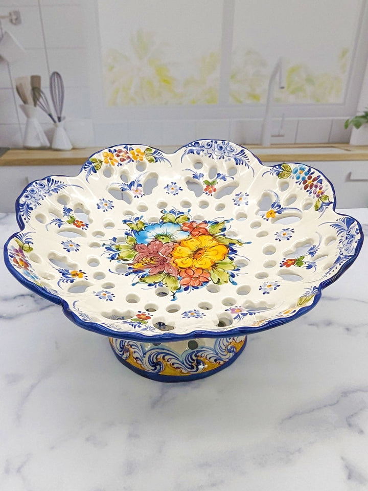 Hand Painted Portuguese Pottery Alcobaça Ceramic Footed Fruit Bowl