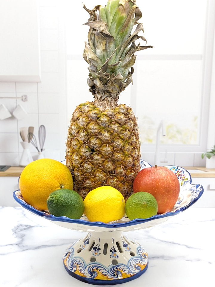 Hand Painted Portuguese Pottery Alcobaça Ceramic Footed Fruit Bowl