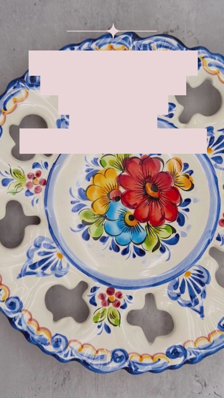 8.25-Inch Hand-Painted Alcobaça Ceramic Decorative Plate