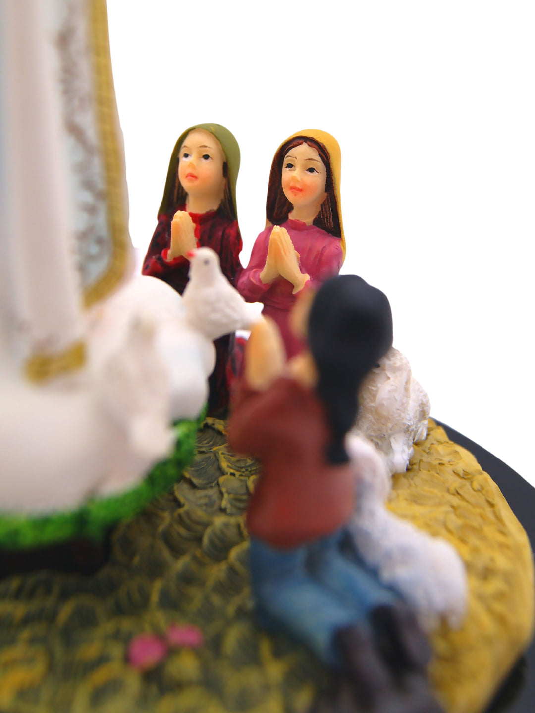 6.5 Inch Our Lady of Fatima with Children Statue of the Apparition