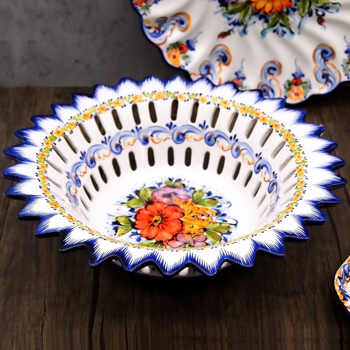 Hand Painted Portuguese Pottery Alcobaça Ceramic Fruit Bowl Centerpiece