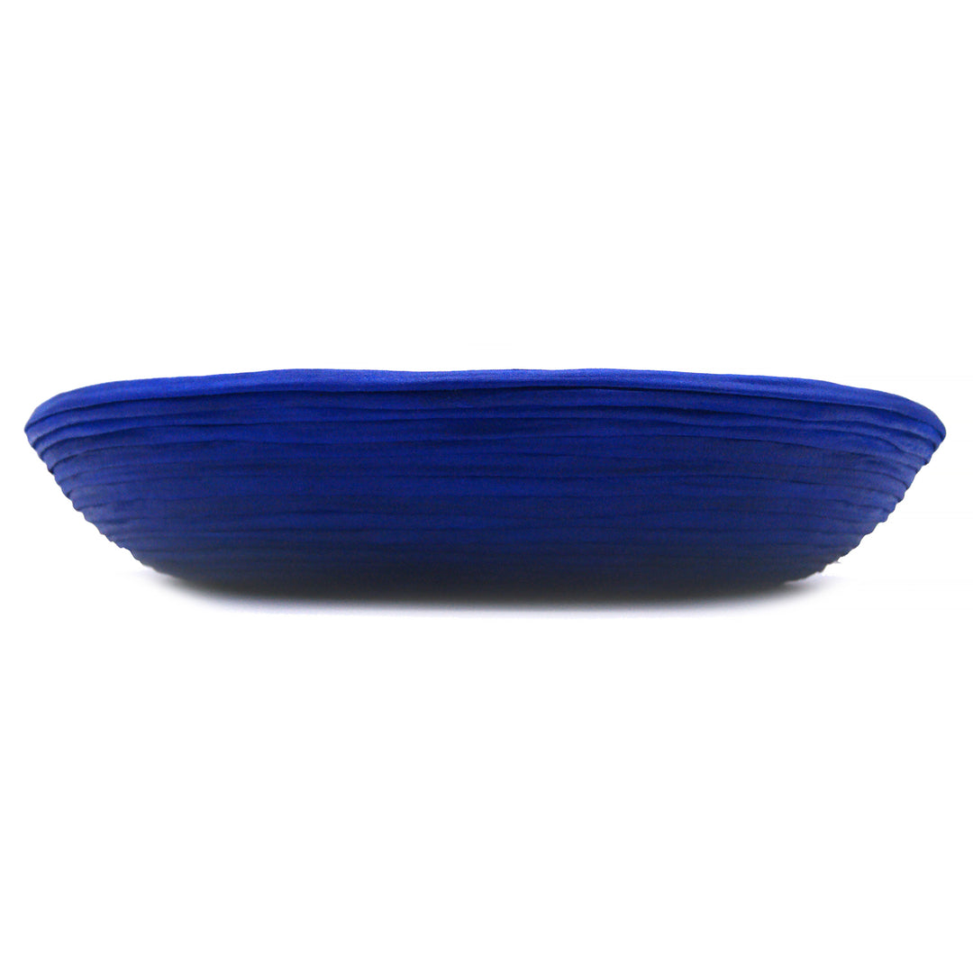 Handmade and created by portuguese designer Norma Silva, from Jinja, these pieces are made from 100% recycled textile waste using a sustainable process.