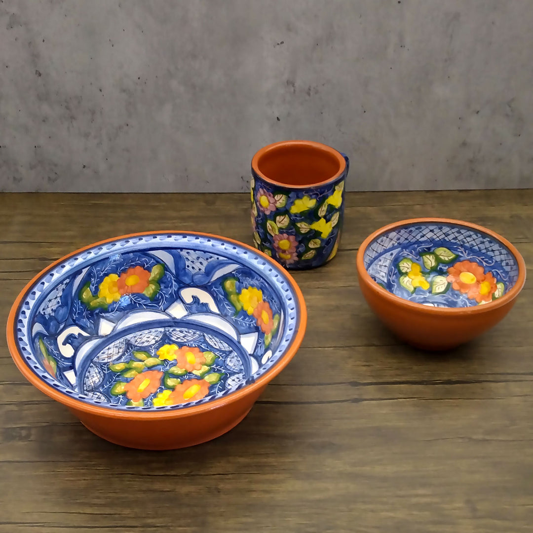 Handmade Hand Painted Portuguese Pottery Serving Bowl Floral