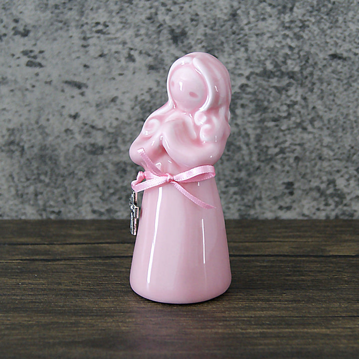 Portuguese contemporary ceramic figurines produced according to traditional techniques