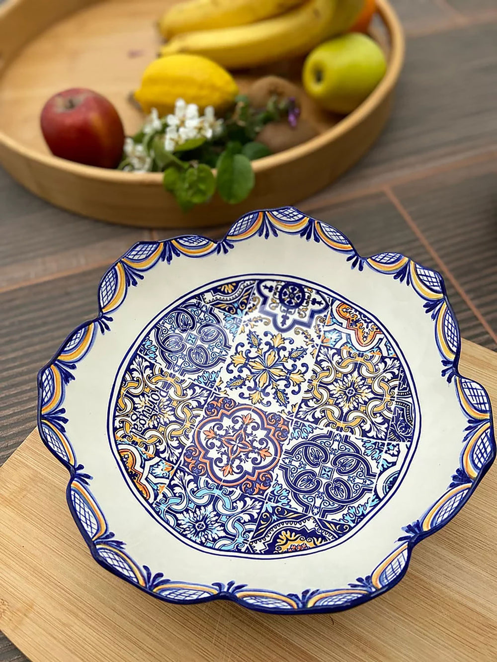 Portuguese Pottery Alcobaça Ceramic Decorative Salad Serving Bowl