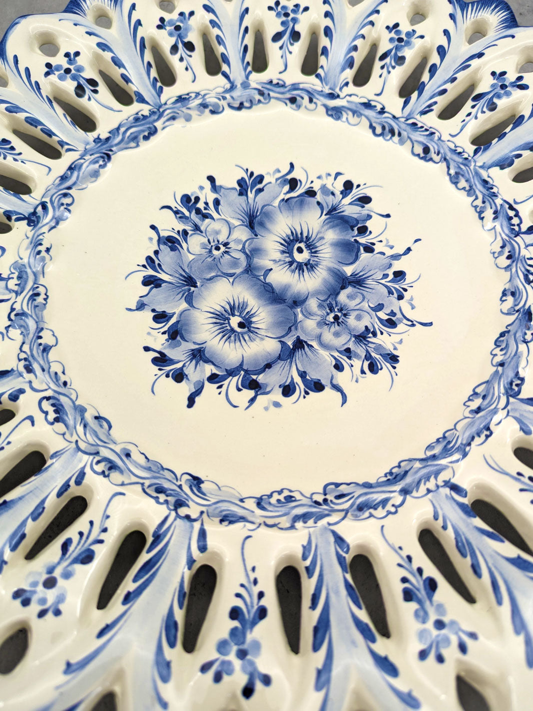 15.5 Inch Hand painted Blue and White Alcobaça Ceramic Decorative Plate