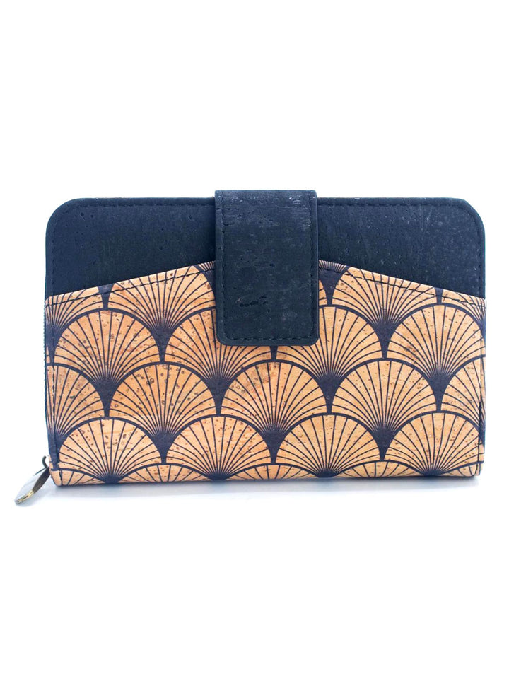 Elegant Seashell Design Cork Women's Wallet - Handmade & Sustainable