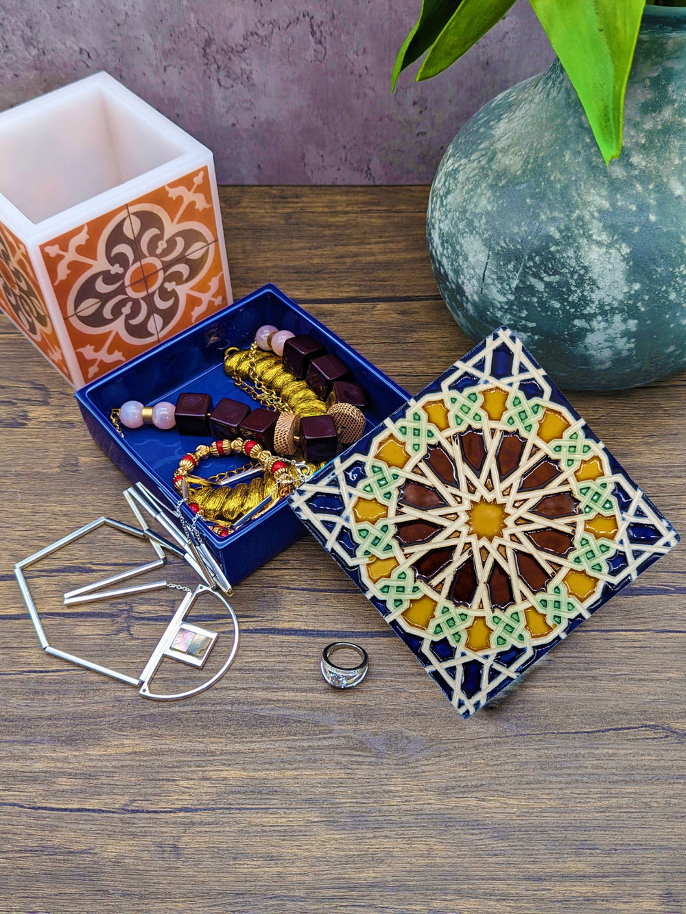Hand Painted Portuguese Tiles Decorative Ceramic Box with Lid