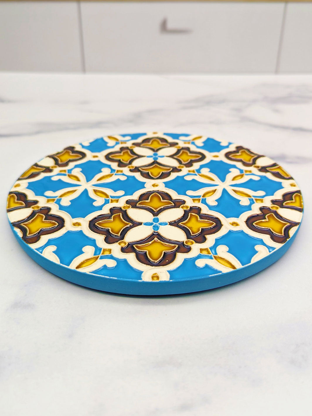 Hand-Painted Portuguese Ceramic Tile Round Trivet – Azulejos Design