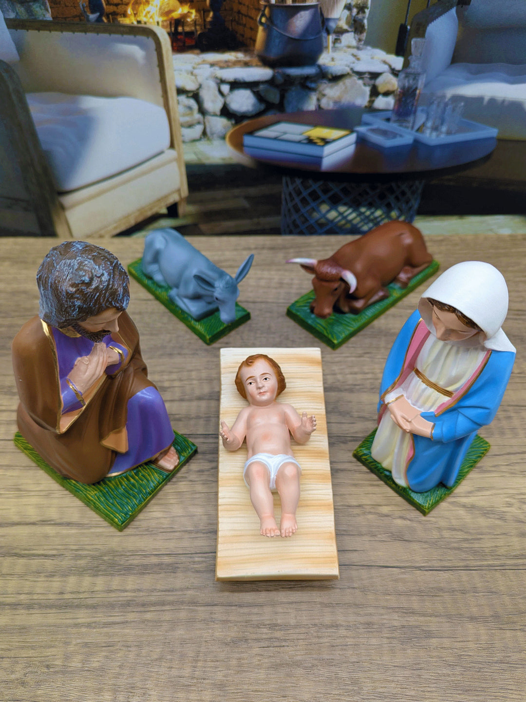 Handpainted Traditional Portuguese Nativity Scene Set of 5 Pieces