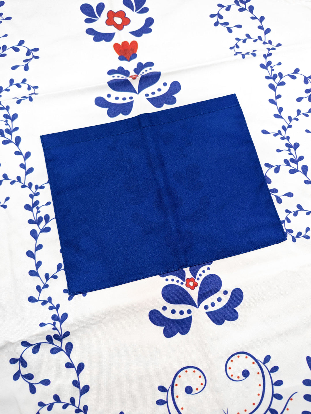 Portuguese Kitchen Apron - Viana Kitchen Linens Collection