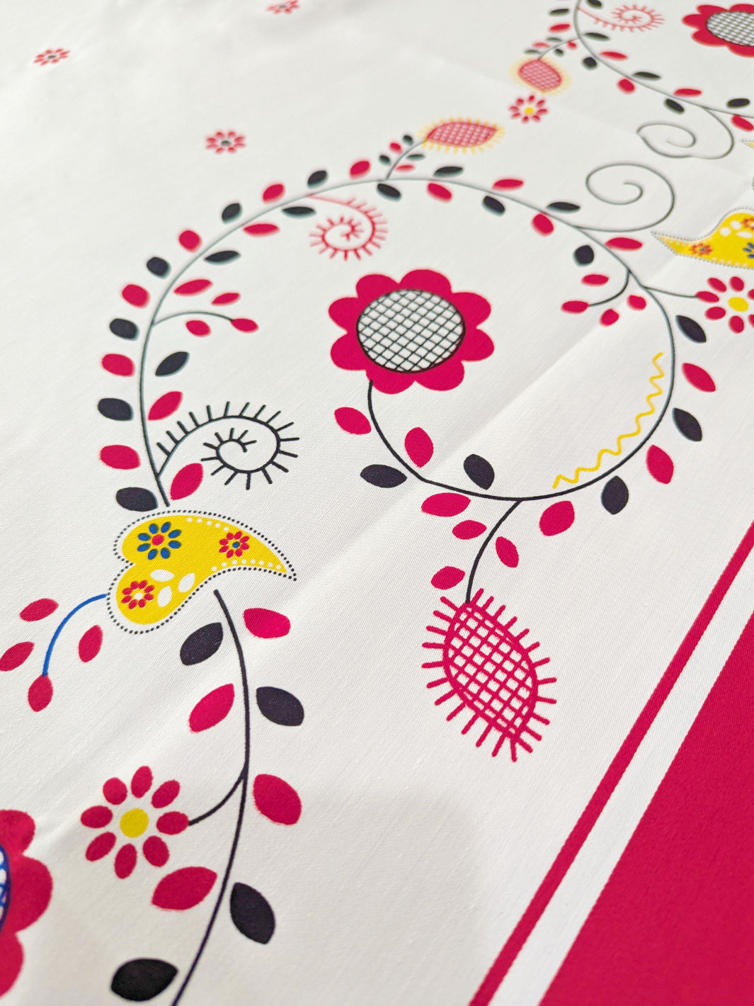 Red Tablecloth with Galo de Barcelos & Viana Embroidery