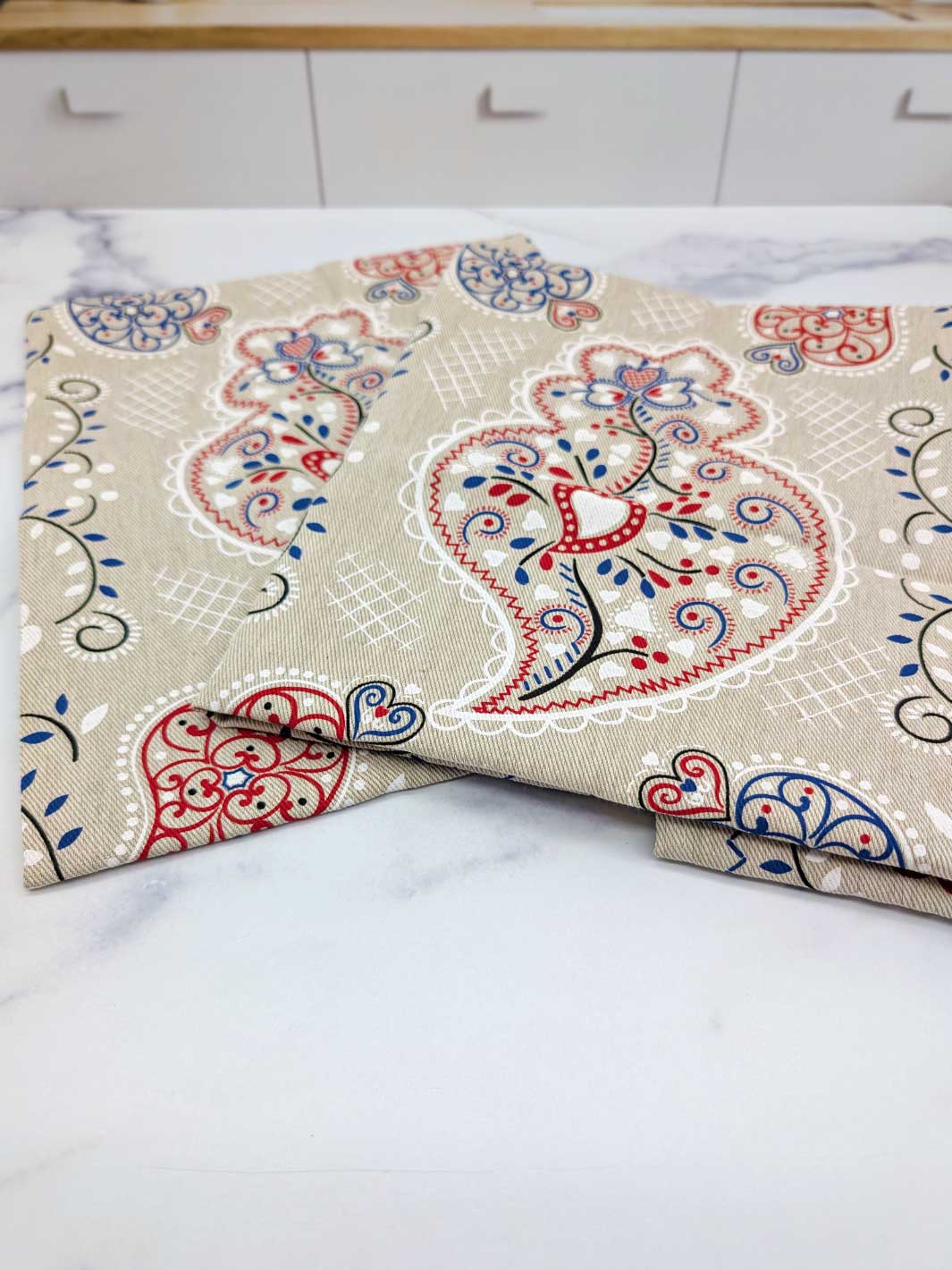 Viana Heart Dish Towels Set of 2