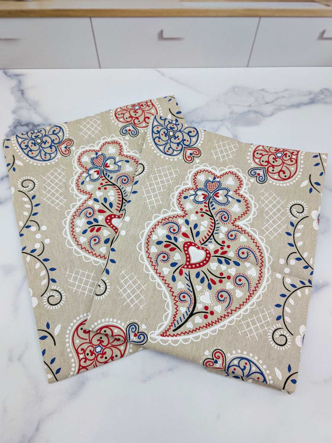 Viana Heart Dish Towels Set of 2