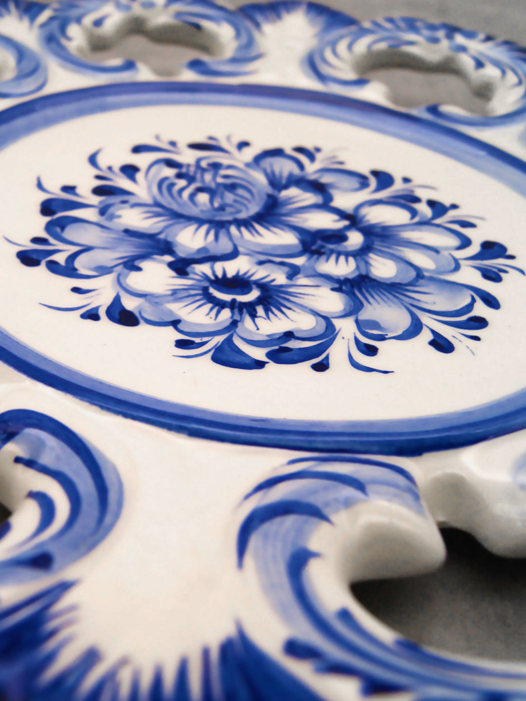 10 Inch Hand painted Blue & White Portuguese Ceramic Wall Décor Hanging Plate
