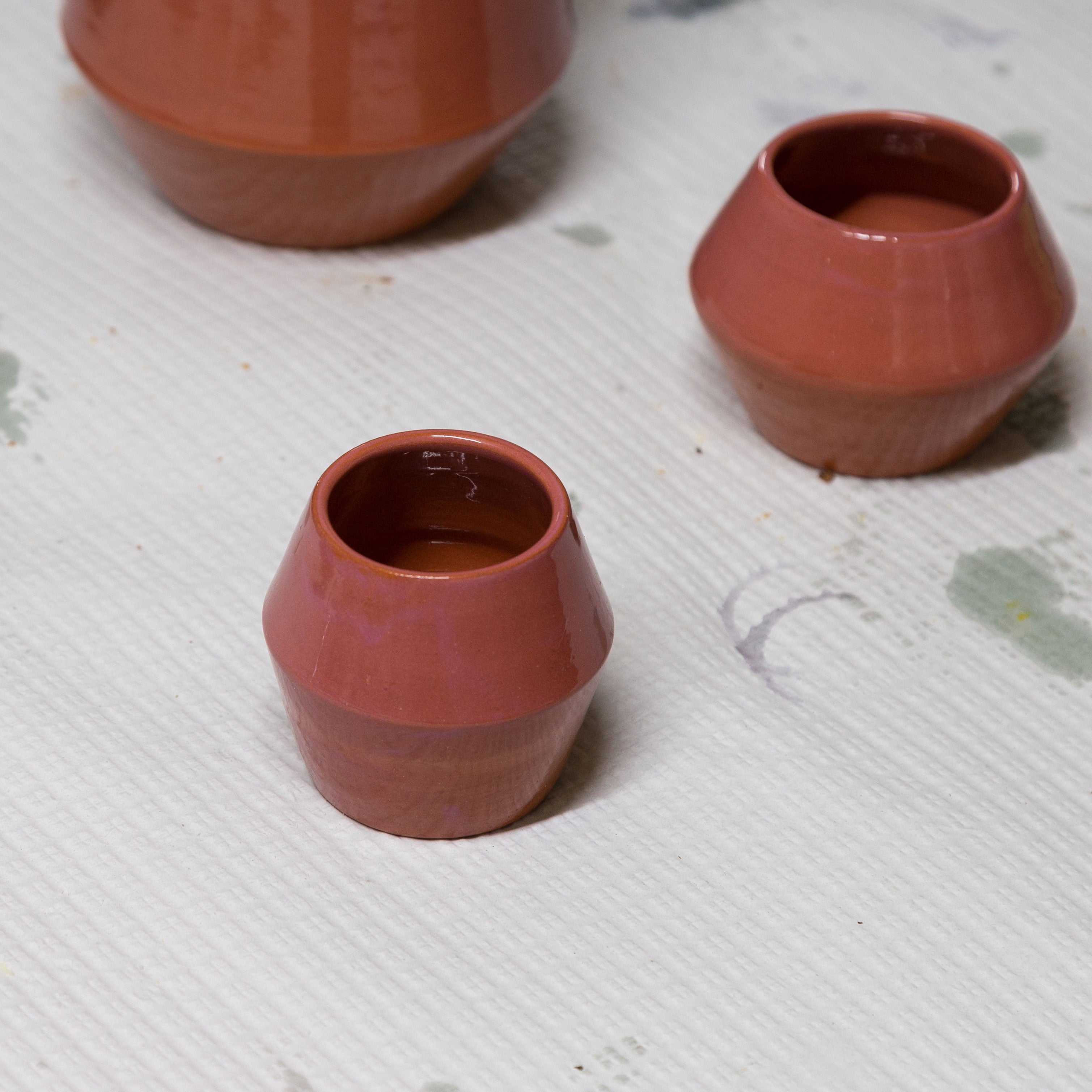 This typical terracotta tumblers used in traditional Portuguese taverns since the most ancient times.