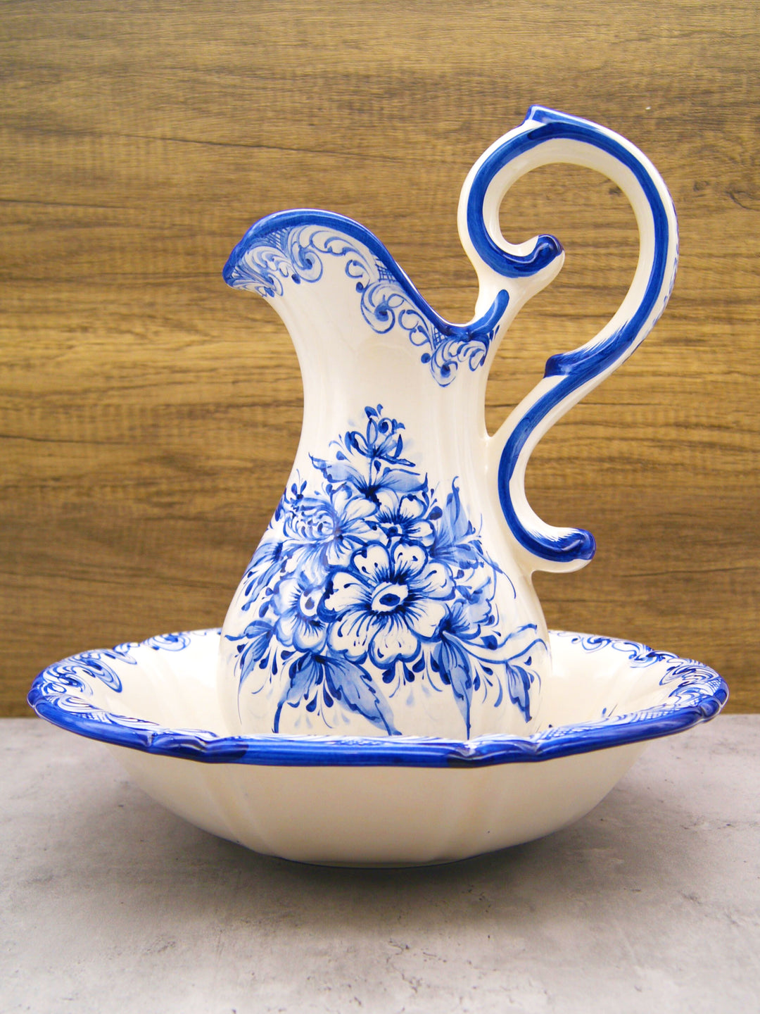 Hand Painted Portuguese Pottery Blue and White Wash Basin with Pitcher Set