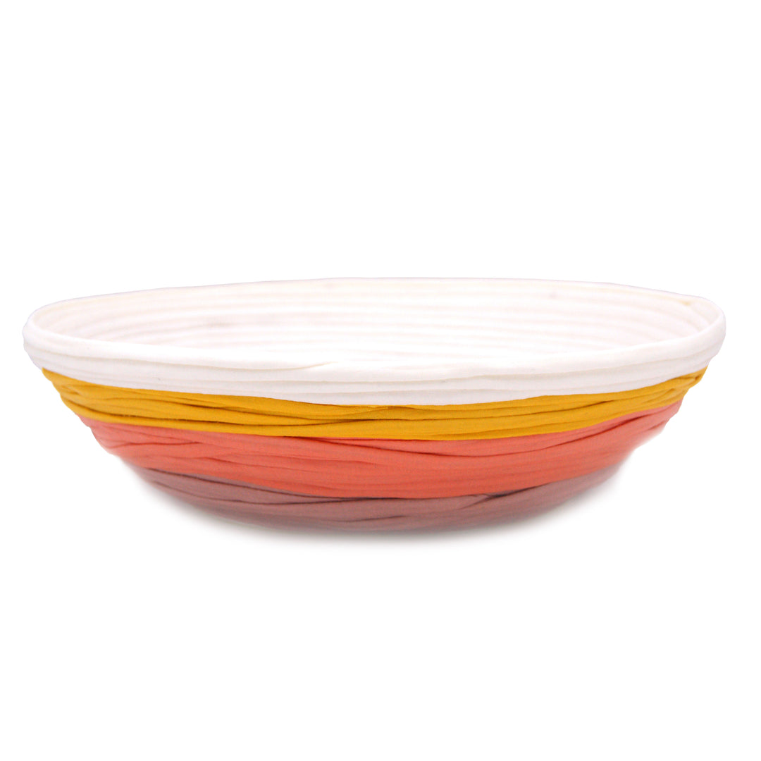 Perfect to use as a fruit or vegetable bowl or even for organising objects in your office!