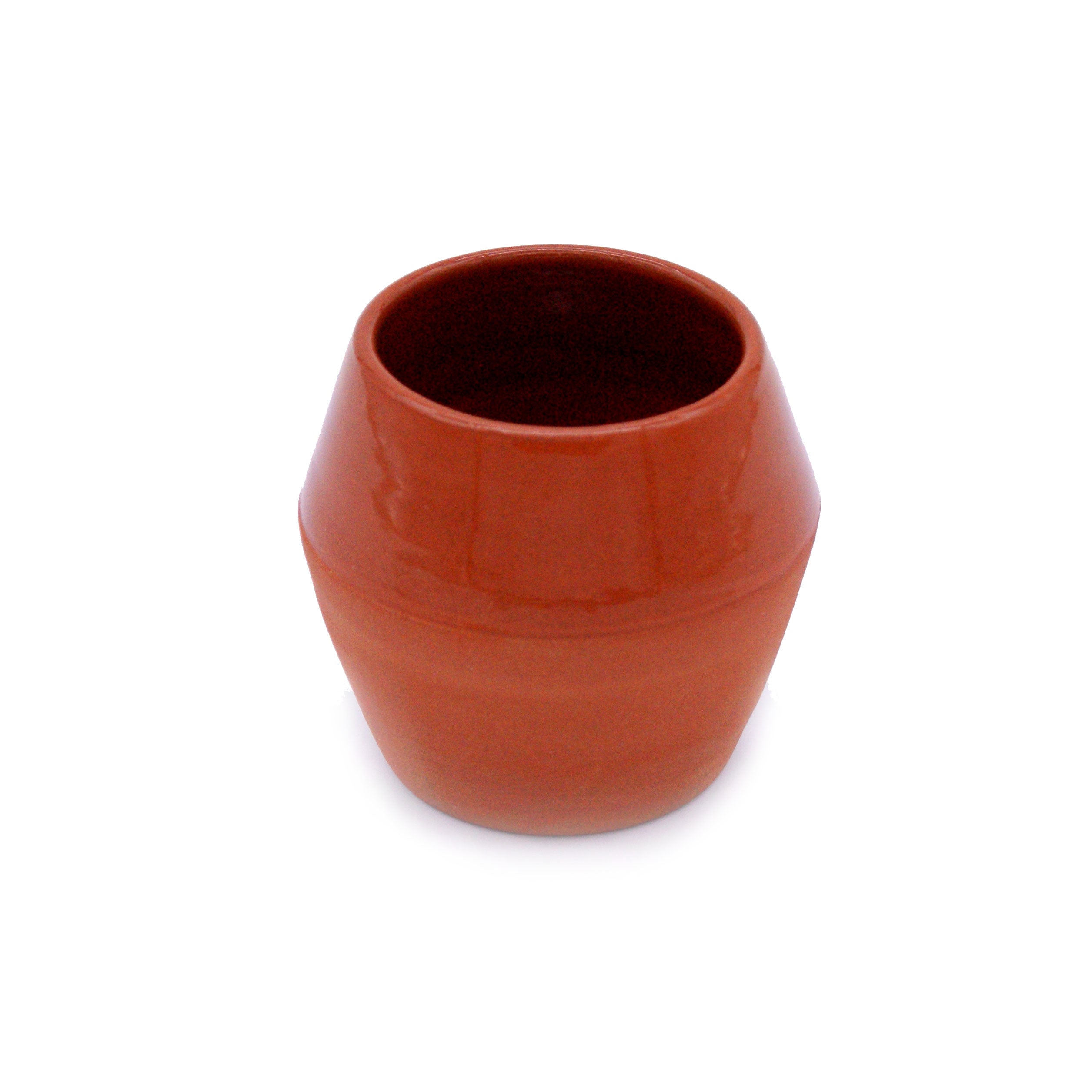 Perfect for water or wine, the traditional portuguese pottery cups will bring charm to your kitchen or table. 