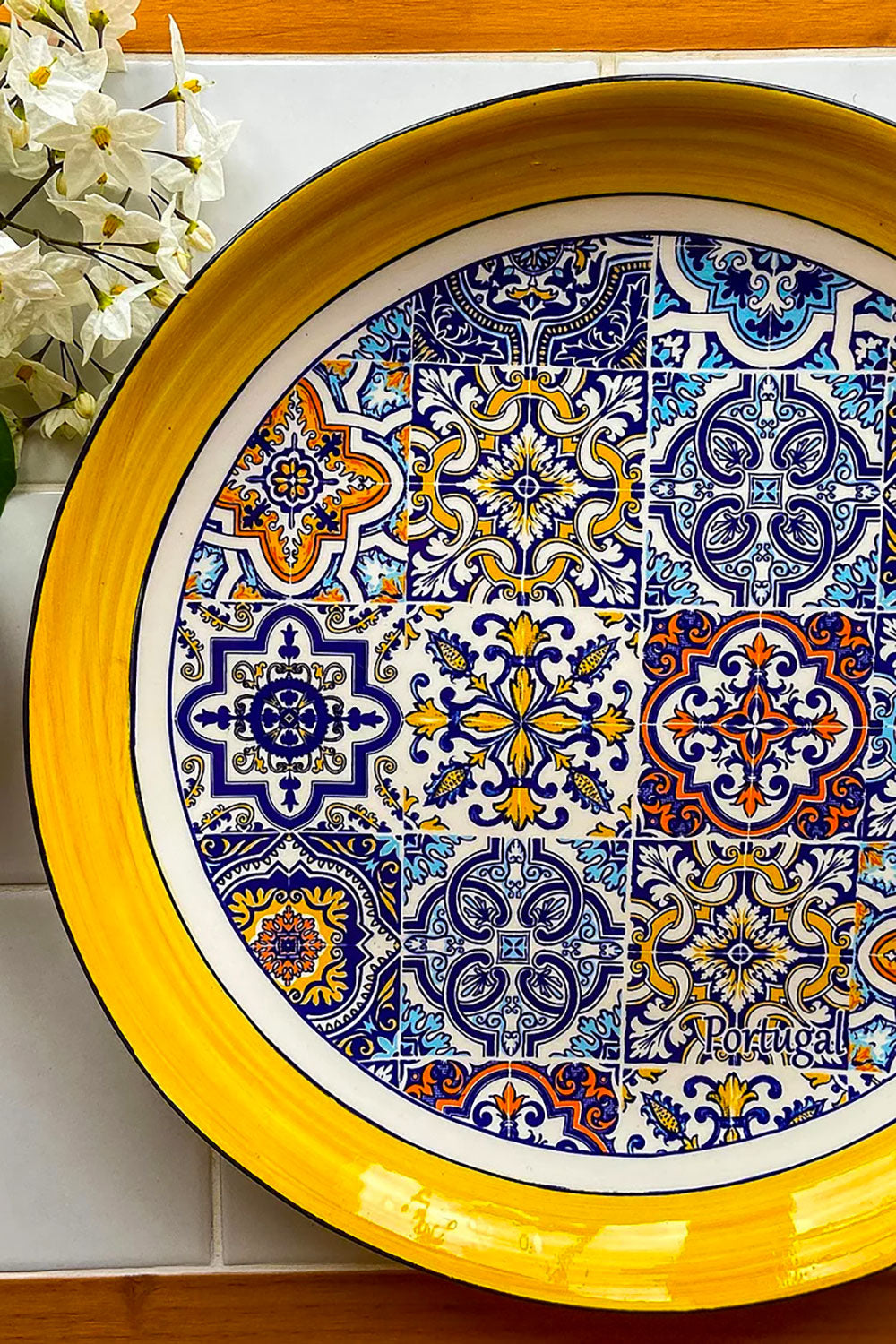Portuguese Pottery Alcobaça Ceramic Decorative Salad Serving Bowl