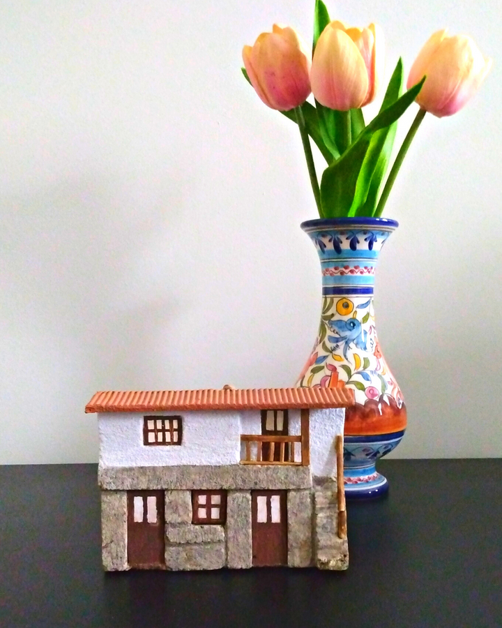 Handcrafted Decorative Typical Portuguese House - Minho